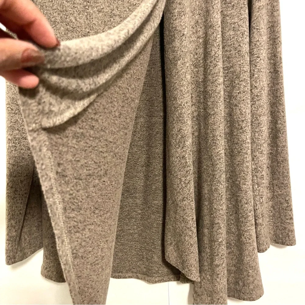 APT 9 Women’s Cardigan in Taupe - Picture 3 of 8